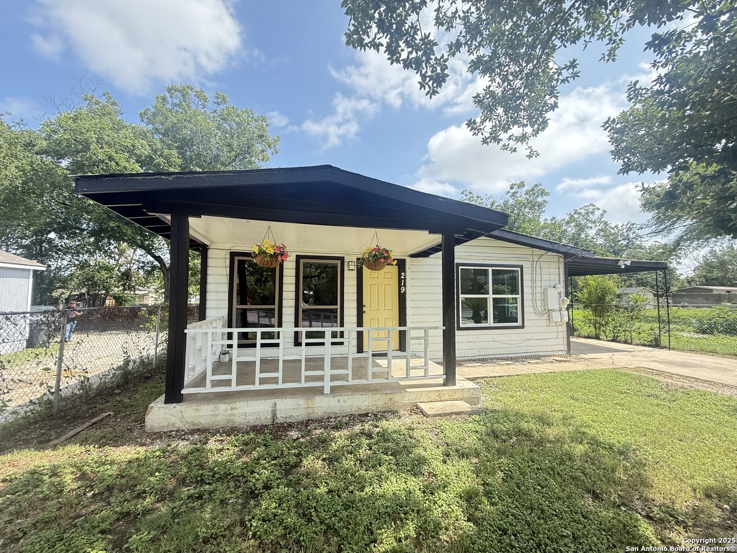 219 Mohawk Street San Antonio TX 78211