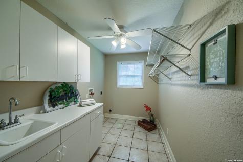 25811 Green River Drive San Antonio TX 78260