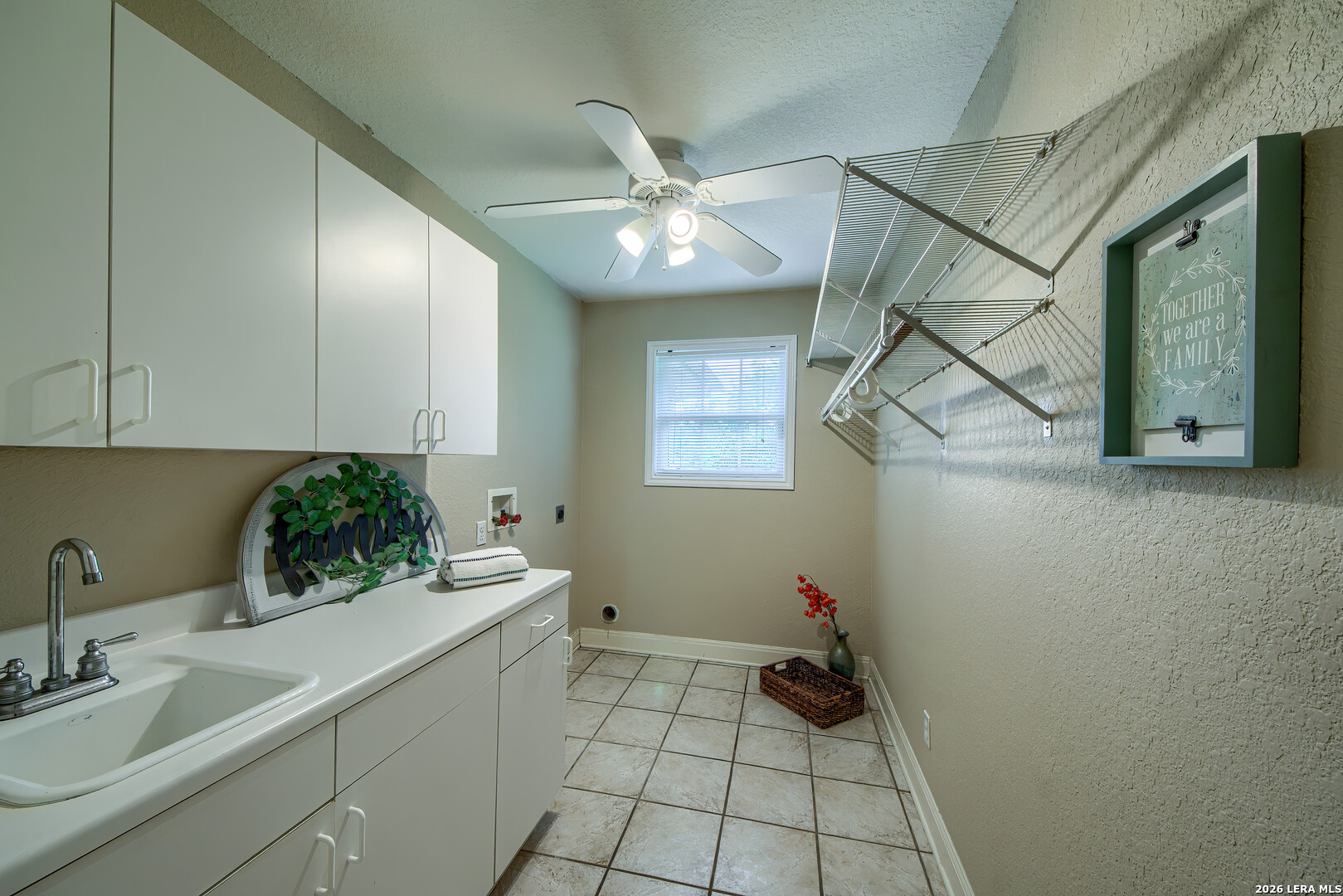 25811 Green River Drive San Antonio TX 78260