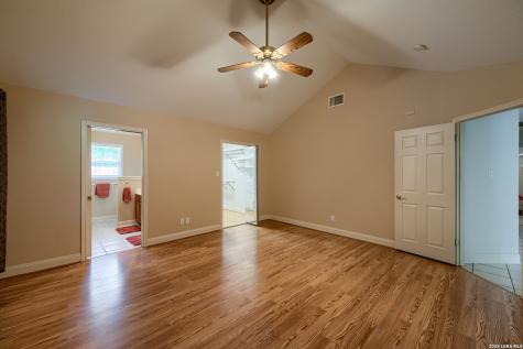 25811 Green River Drive San Antonio TX 78260