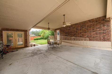 25811 Green River Drive San Antonio TX 78260