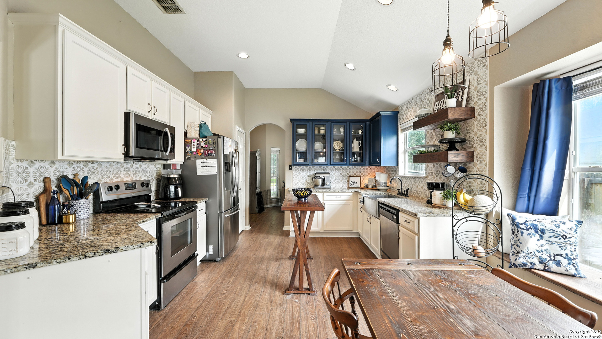 427 Roadrunner New Braunfels TX 78130