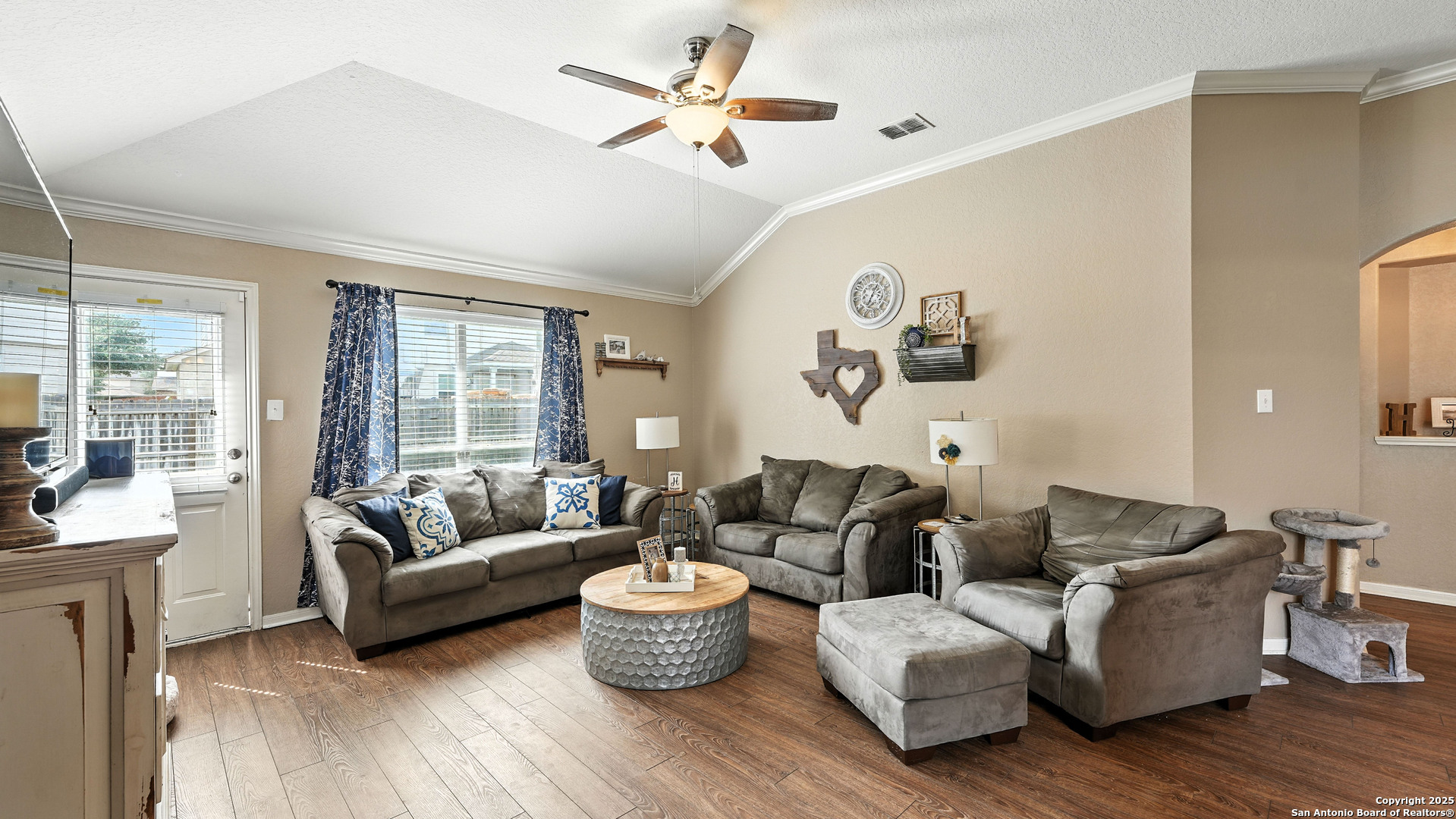 427 Roadrunner New Braunfels TX 78130