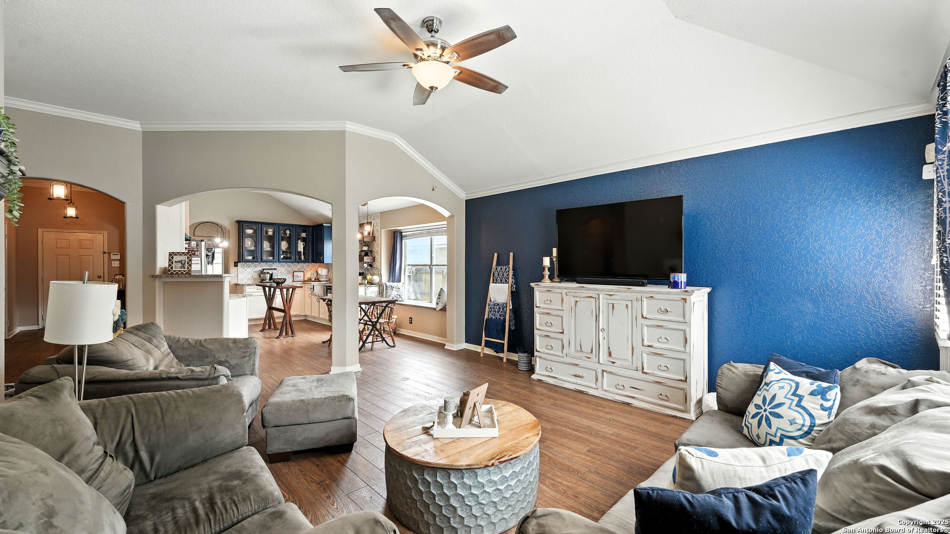427 Roadrunner New Braunfels TX 78130