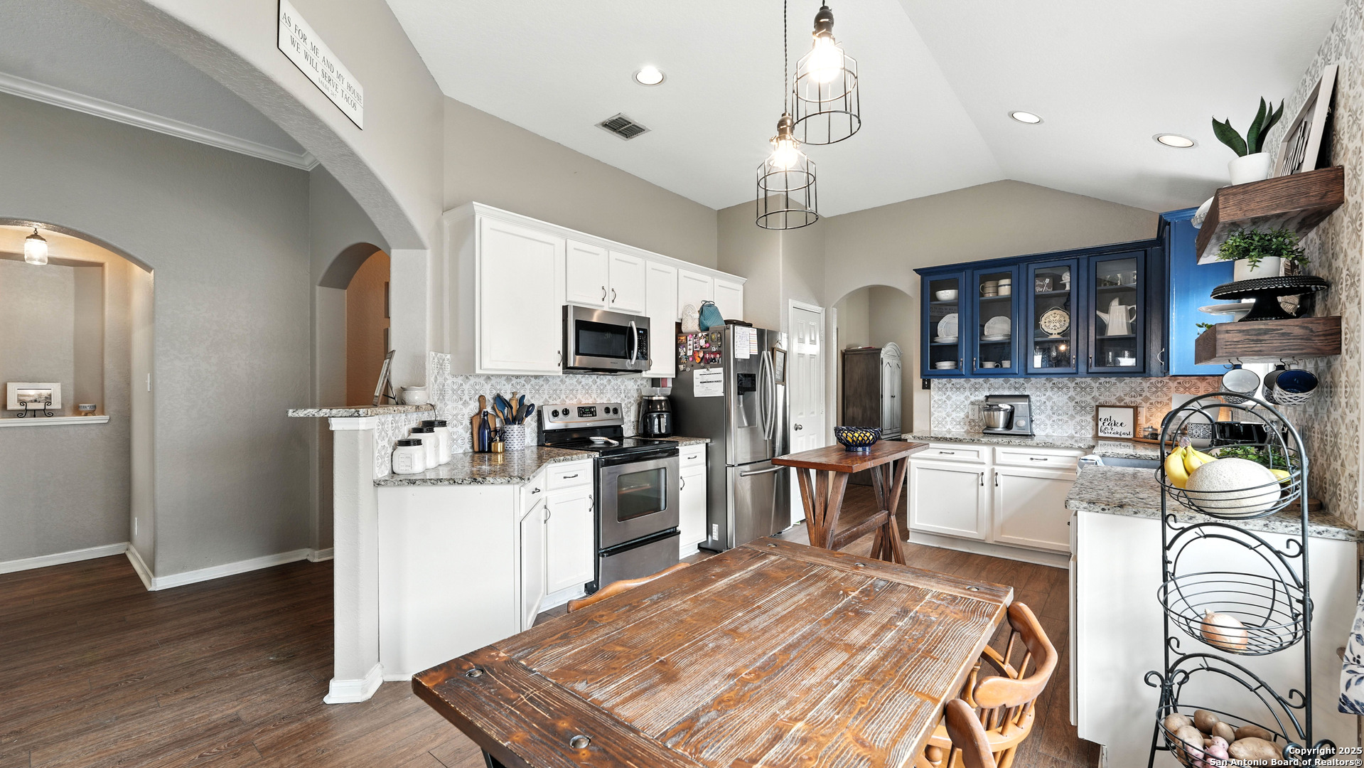 427 Roadrunner New Braunfels TX 78130
