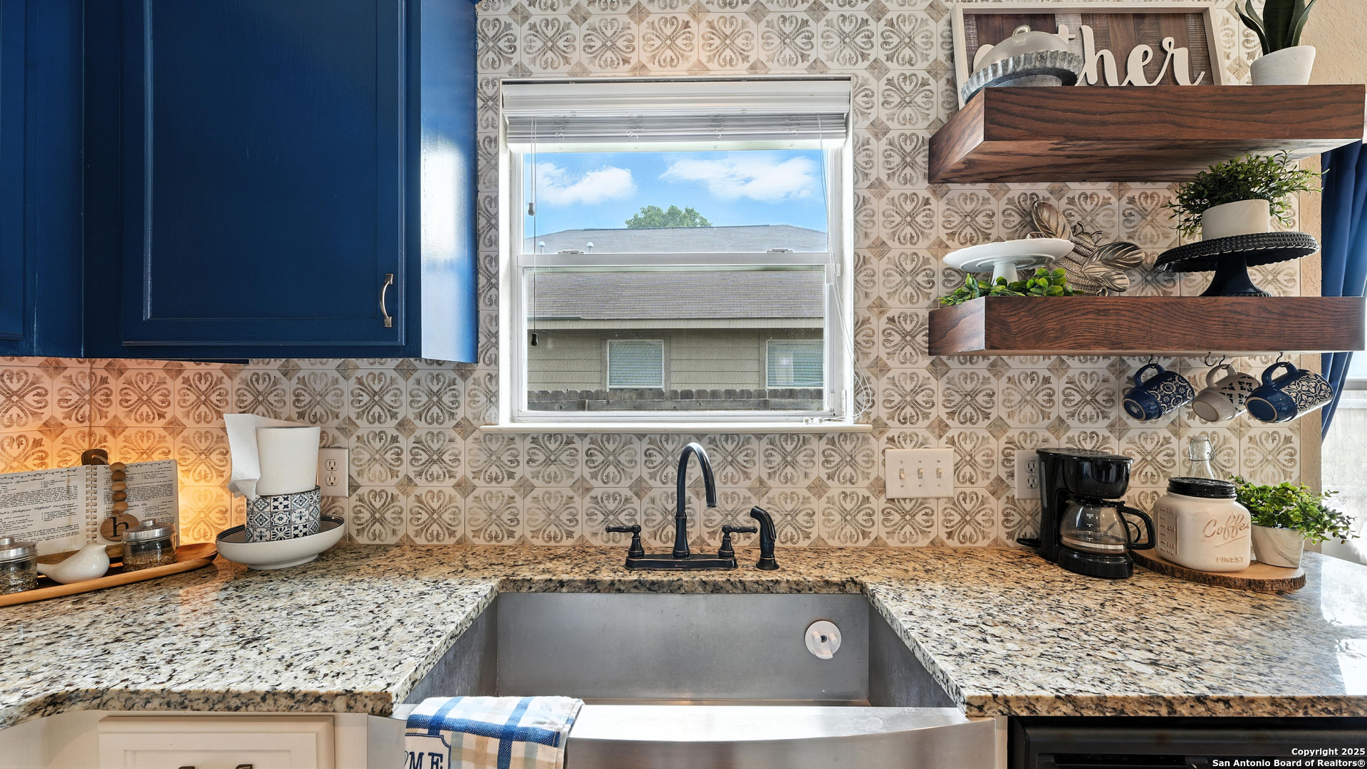 427 Roadrunner New Braunfels TX 78130