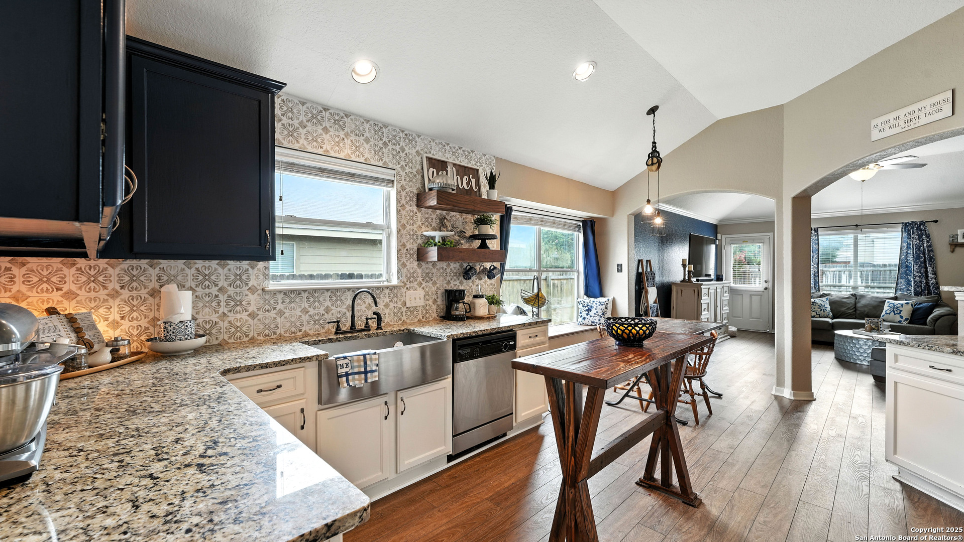 427 Roadrunner New Braunfels TX 78130