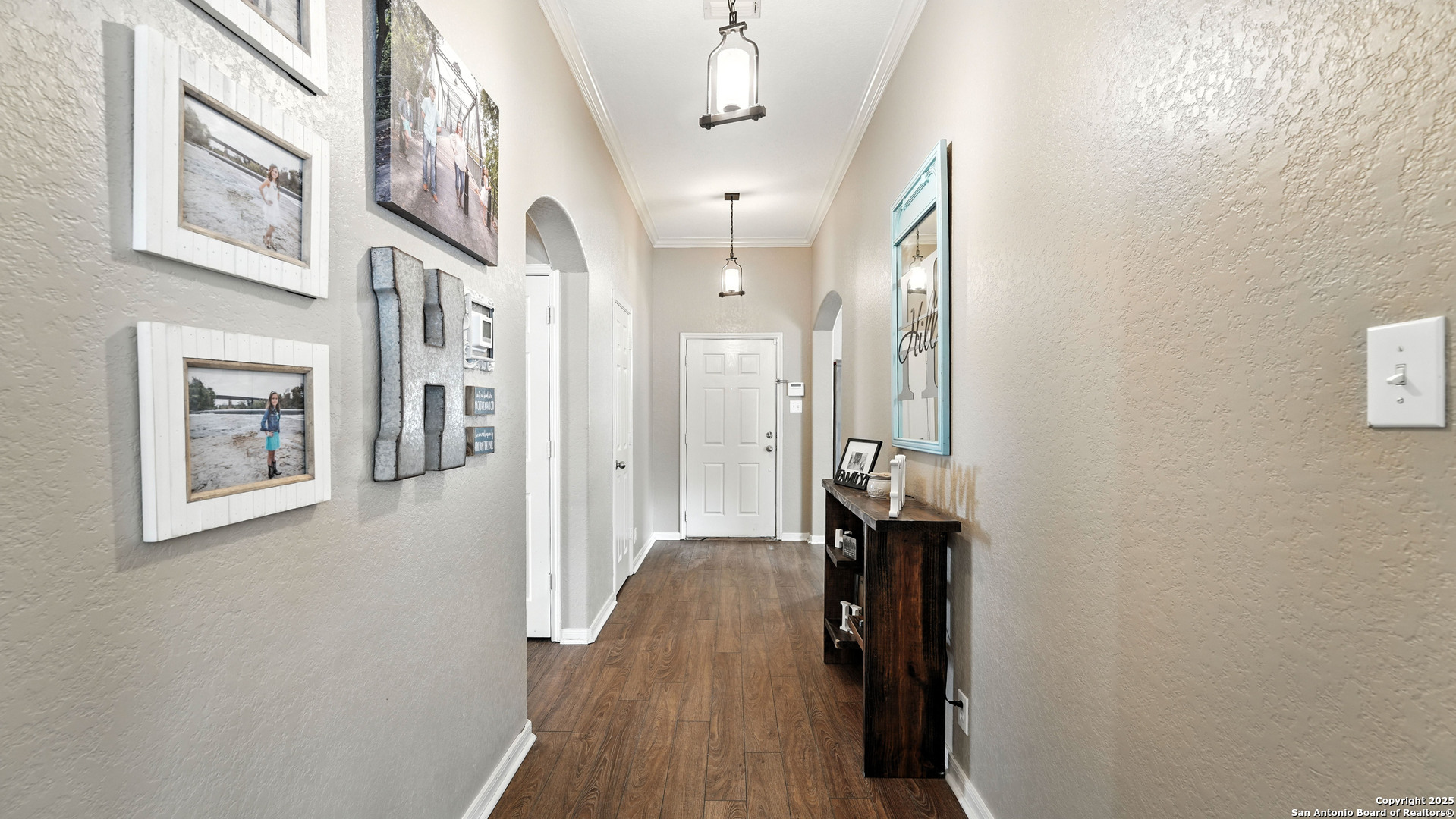 427 Roadrunner New Braunfels TX 78130