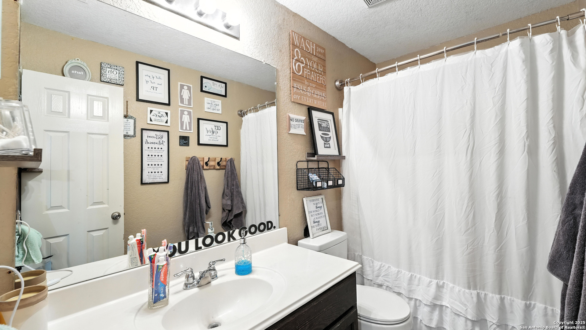 427 Roadrunner New Braunfels TX 78130