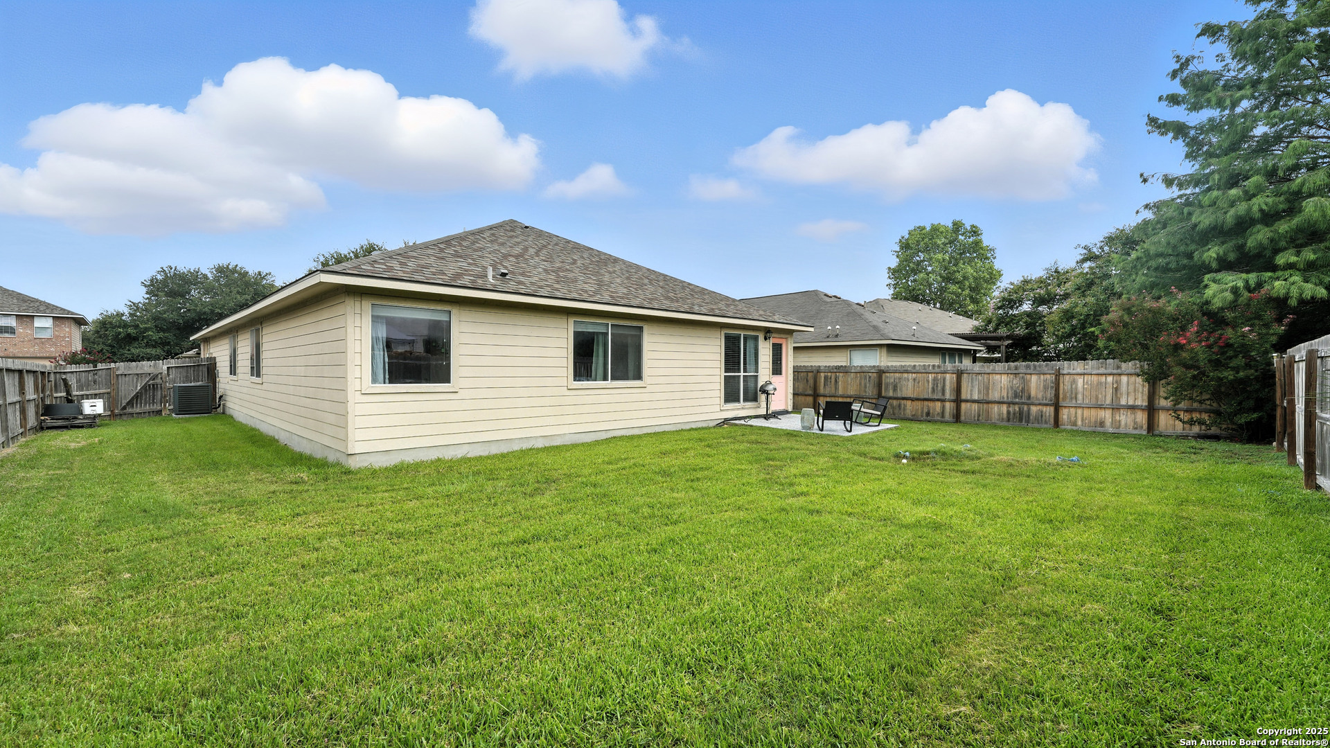 427 Roadrunner New Braunfels TX 78130