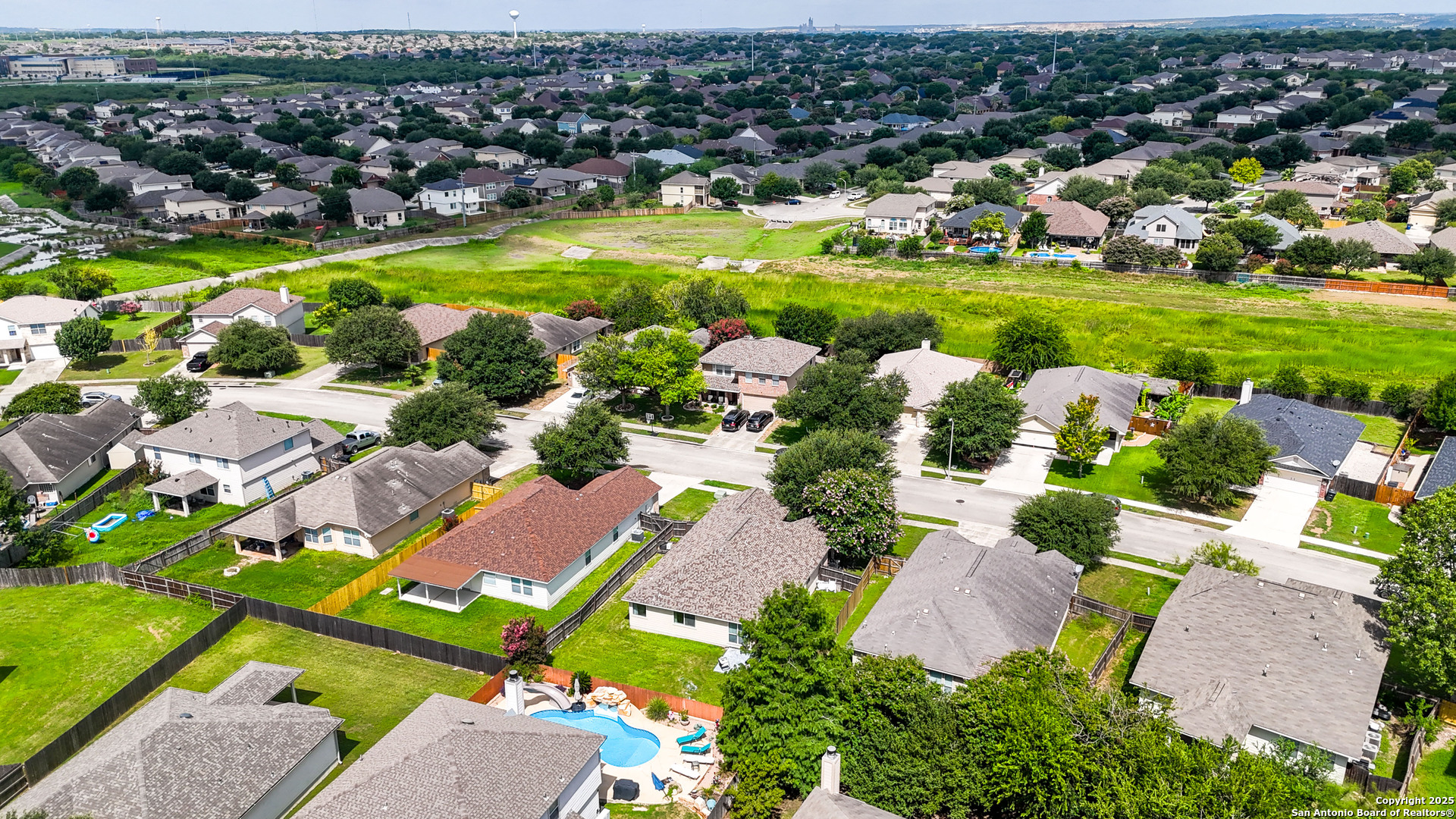 427 Roadrunner New Braunfels TX 78130