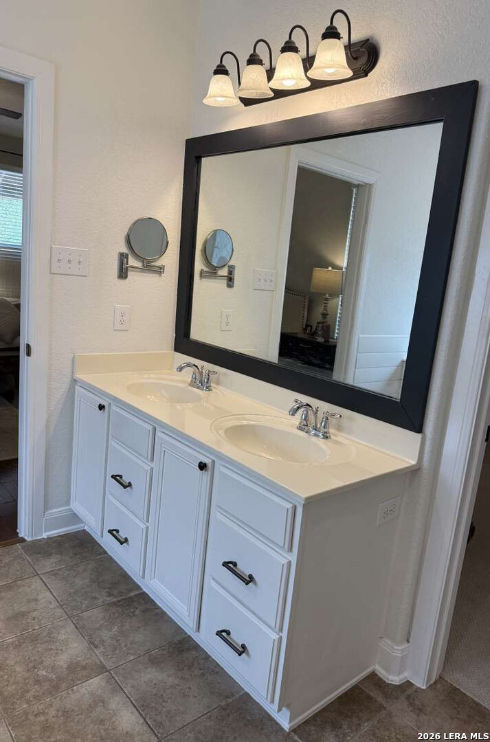 100 Rattlesnake Bluff Boerne TX 78006