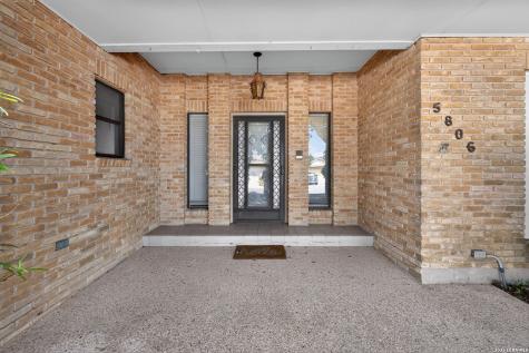 5806 Winterhaven Drive Windcrest TX 78239
