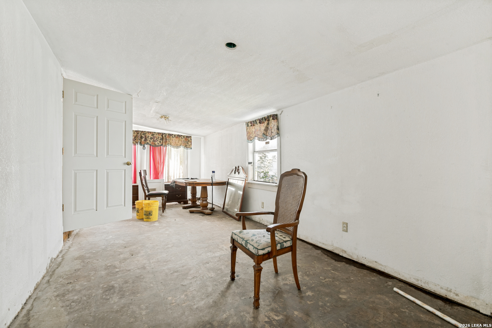 215 W Academy Street San Antonio TX 78226