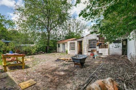 215 W Academy Street San Antonio TX 78226