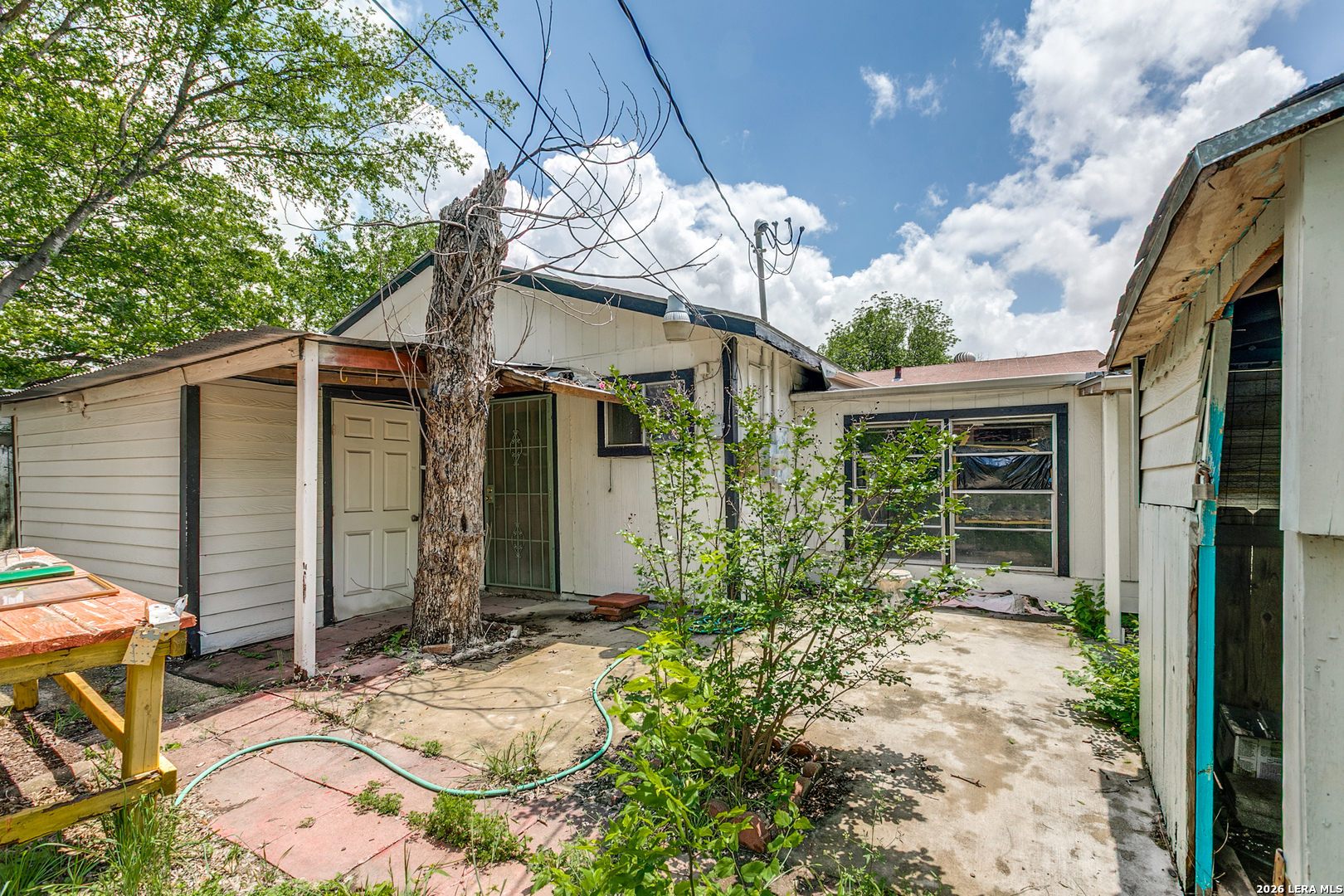 215 W Academy Street San Antonio TX 78226