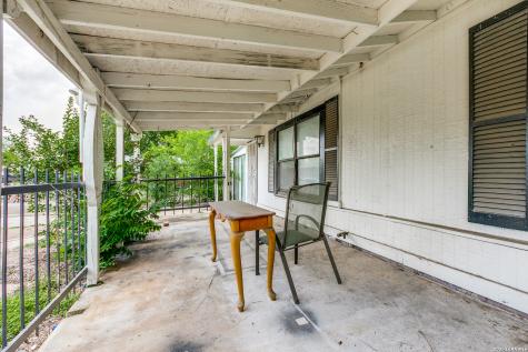 215 W Academy Street San Antonio TX 78226