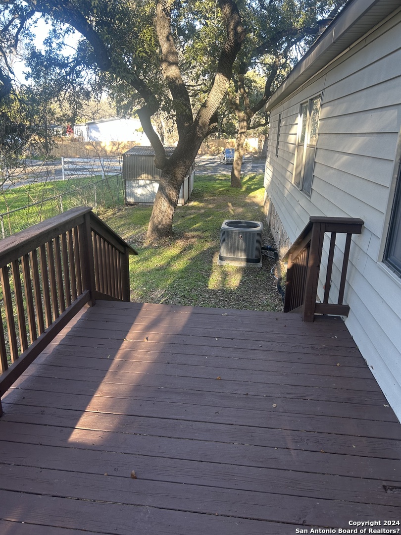 24815 Aue San Antonio TX 78257