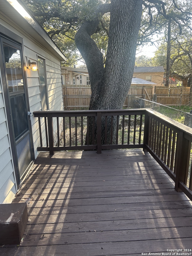 24815 Aue San Antonio TX 78257