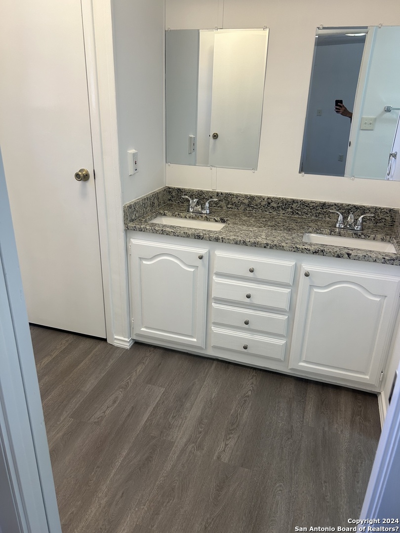 24815 Aue San Antonio TX 78257