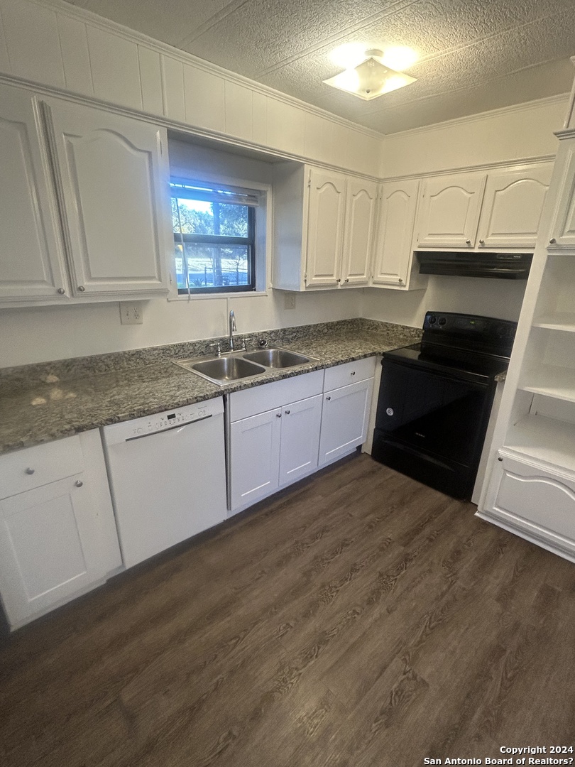 24815 Aue San Antonio TX 78257