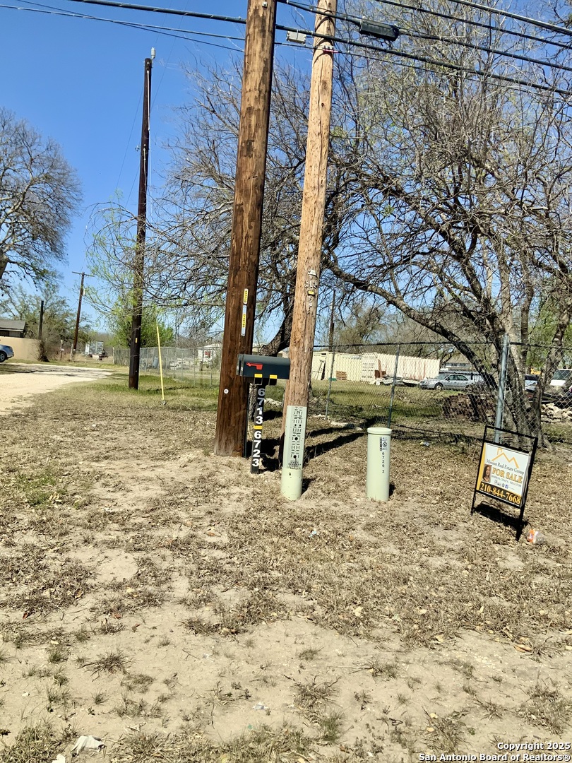 6723 W Commerce San Antonio TX 78227