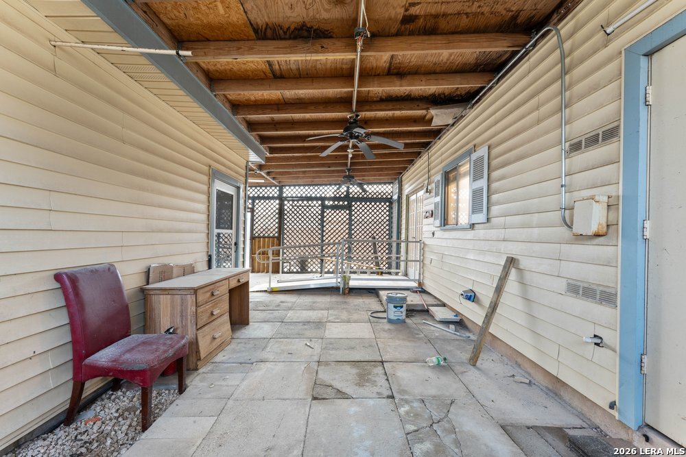 805 Garden Meadow Drive Universal City TX 78148
