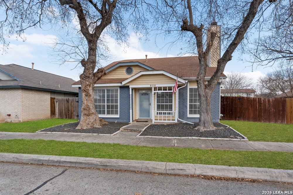 805 Garden Meadow Drive Universal City TX 78148