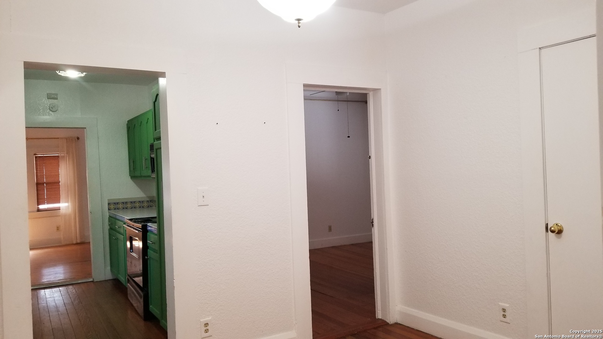 1123 W Coll New Braunfels TX 78130
