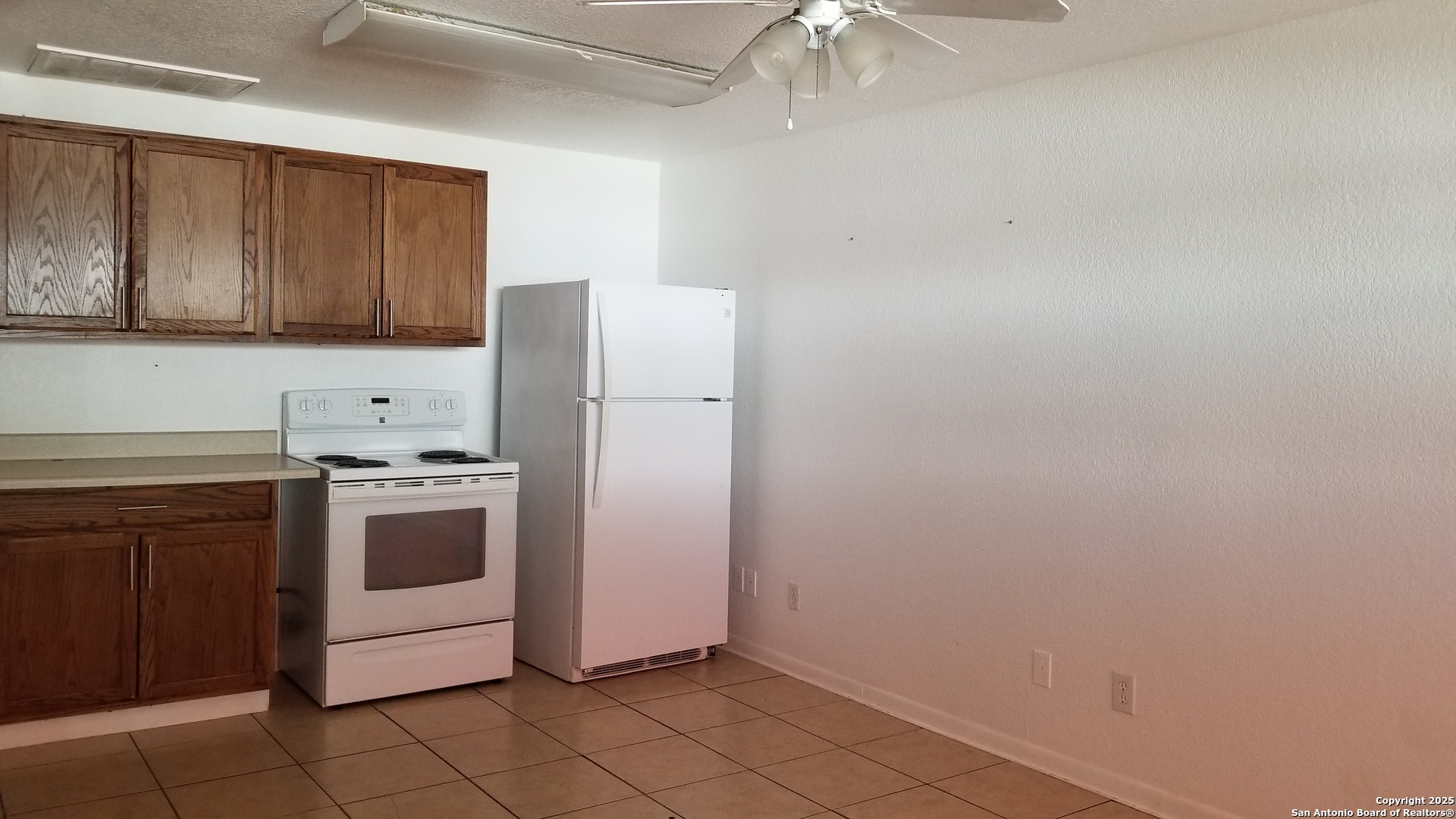 1123 W Coll New Braunfels TX 78130