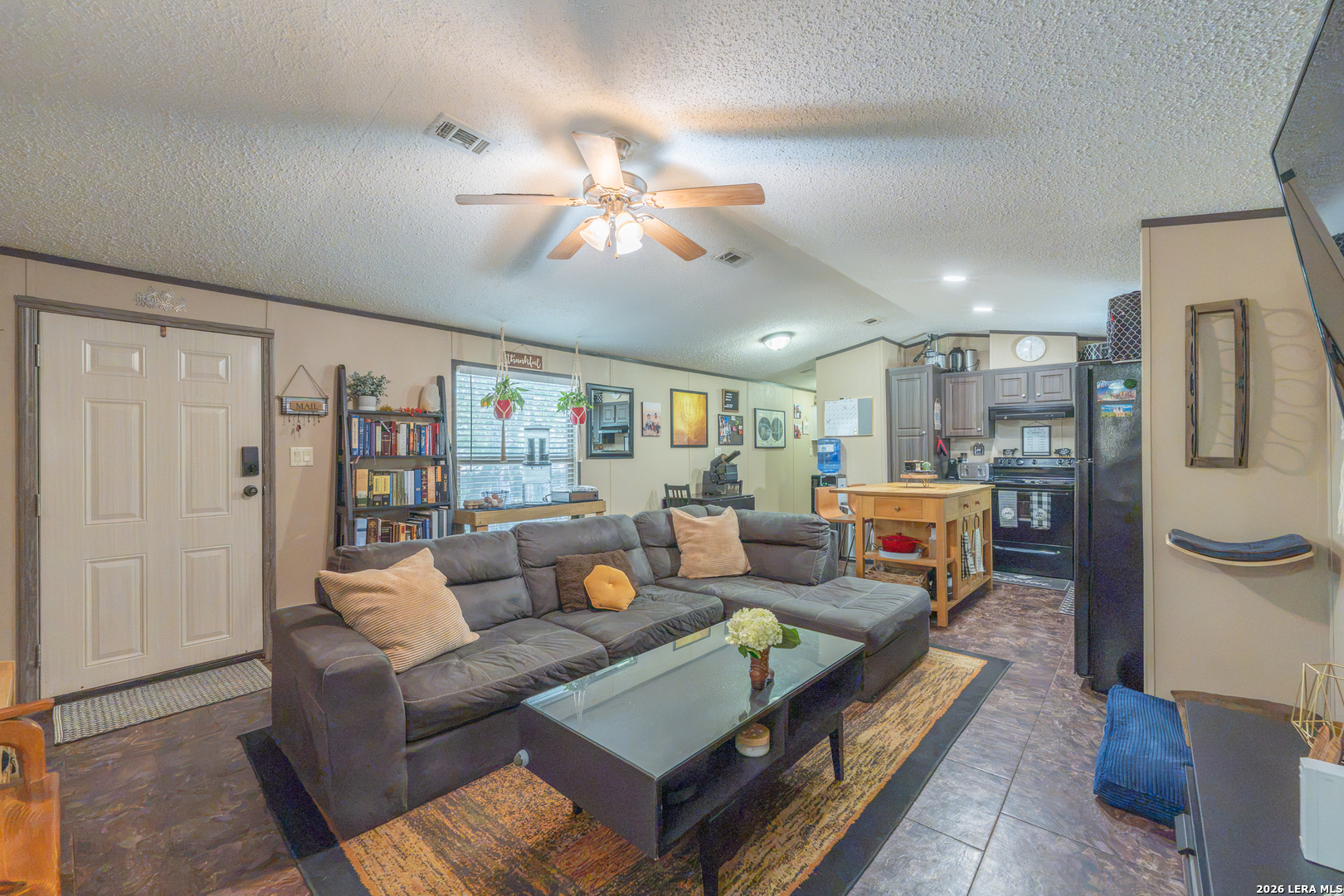 181 County Road 6842 Lytle TX 78052