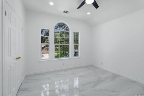 7306 Ellerby Point San Antonio TX 78240