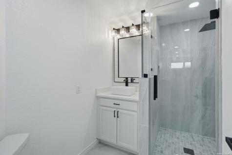 7306 Ellerby Point San Antonio TX 78240