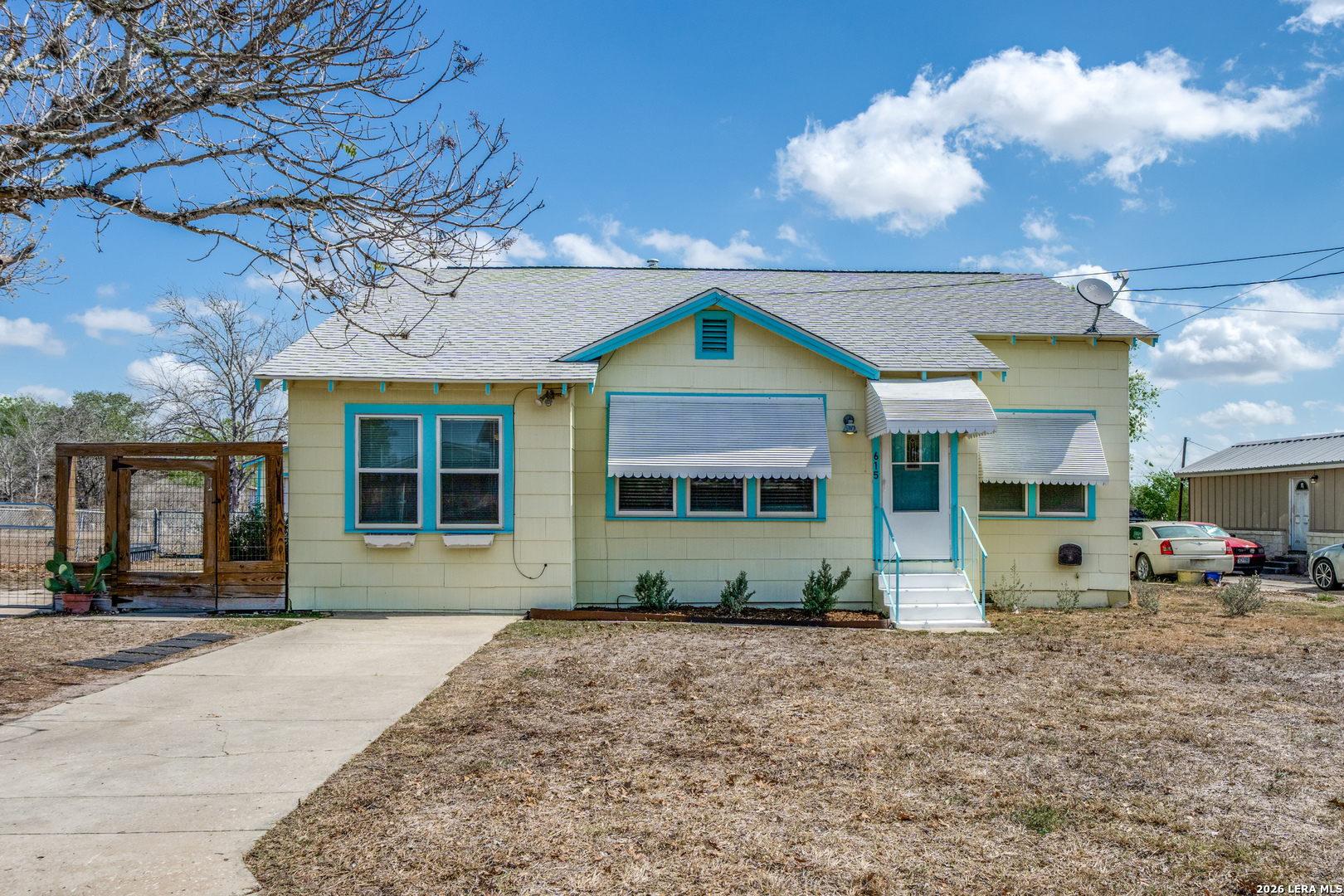 615 Main Karnes City TX 78118