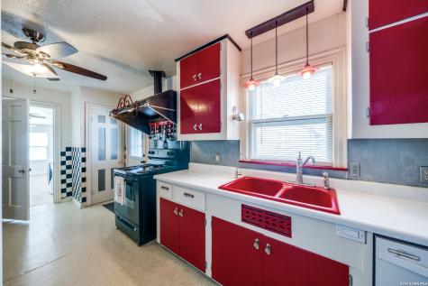 615 Main Karnes City TX 78118