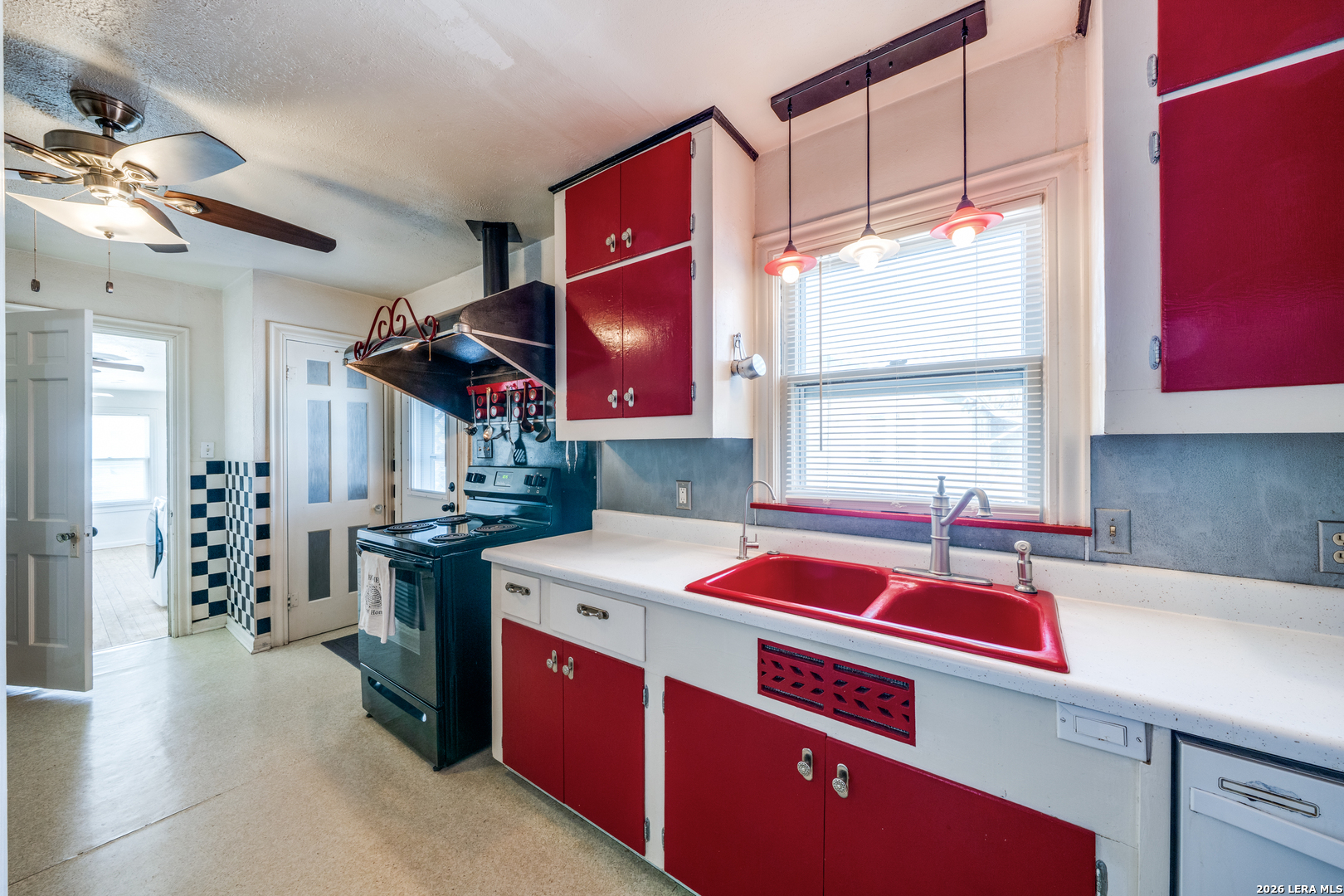 615 Main Karnes City TX 78118