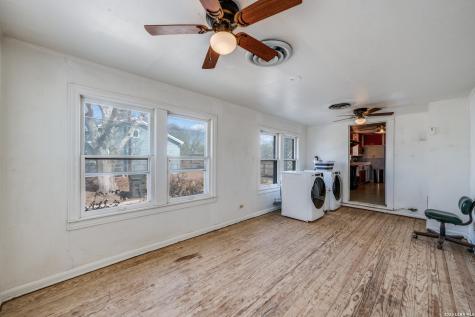 615 Main Karnes City TX 78118