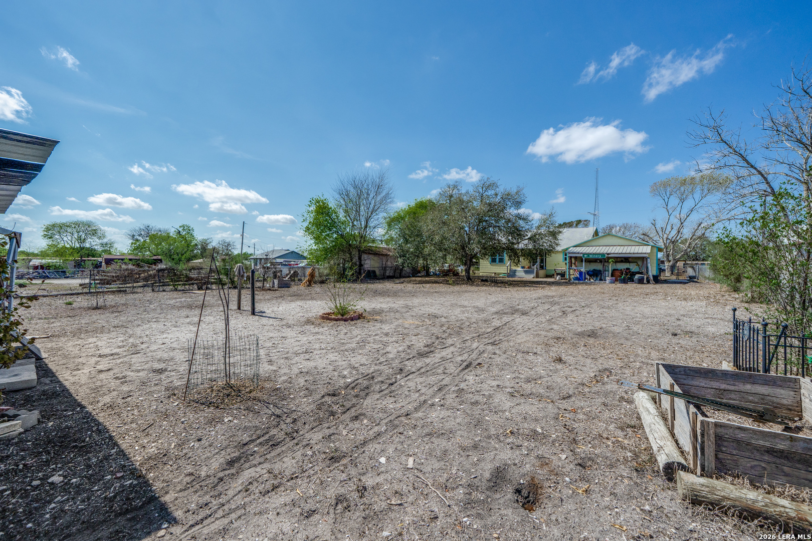 615 Main Karnes City TX 78118