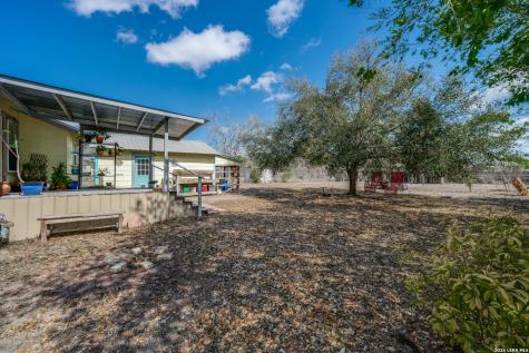 615 Main Karnes City TX 78118