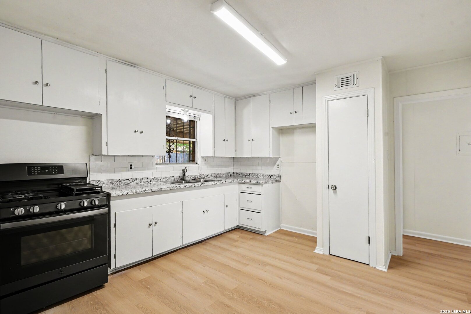 287 Harcourt Avenue San Antonio TX 78223