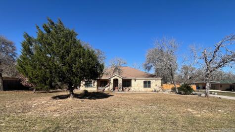 438 Rosewood Drive La Vernia TX 78121