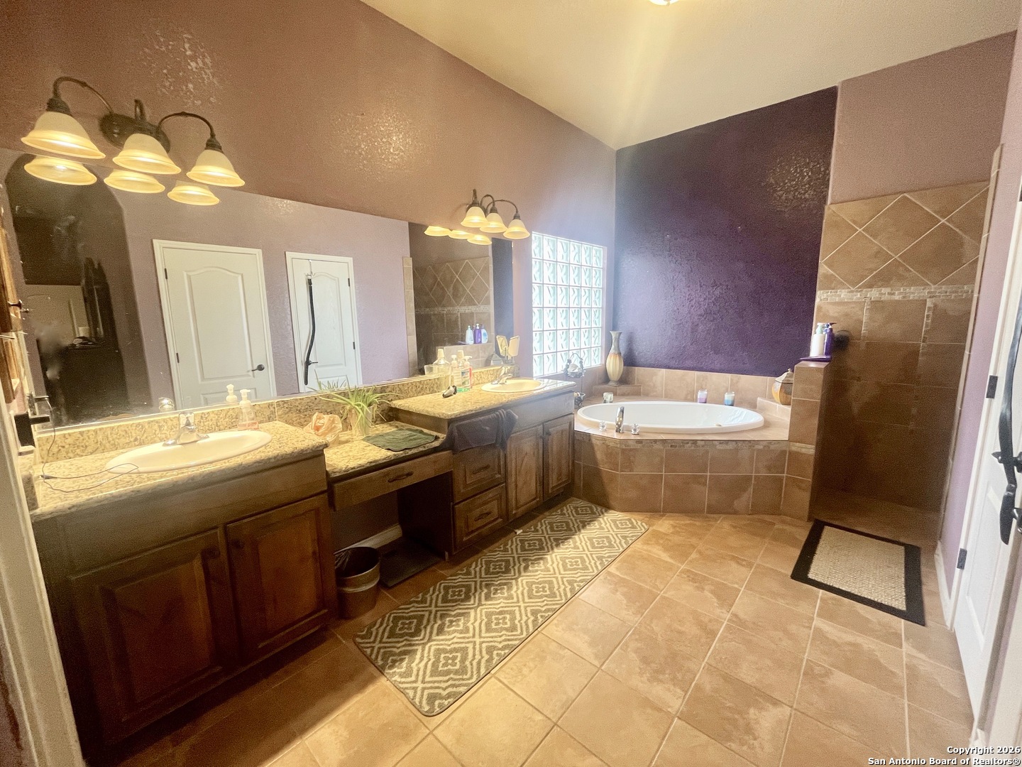 438 Rosewood Drive La Vernia TX 78121