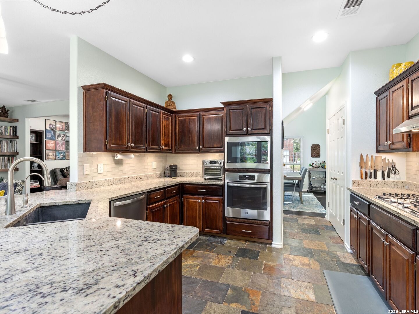 15010 Oak Briar San Antonio TX 78232