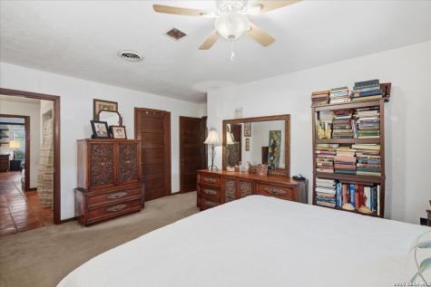 1447 S Main Street Ingleside TX 78362