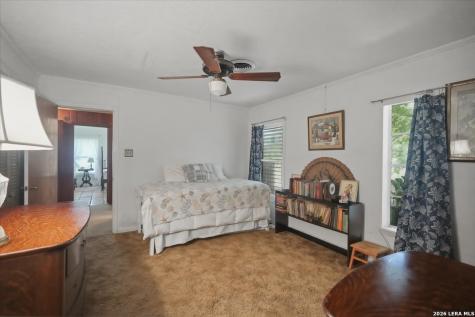 1447 S Main Street Ingleside TX 78362