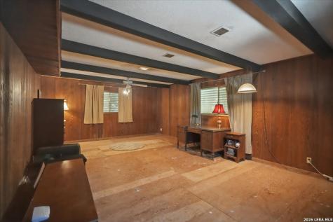 1447 S Main Street Ingleside TX 78362