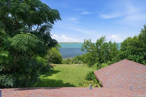 1447 S Main Street Ingleside TX 78362