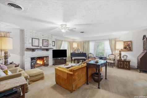 1447 S Main Street Ingleside TX 78362