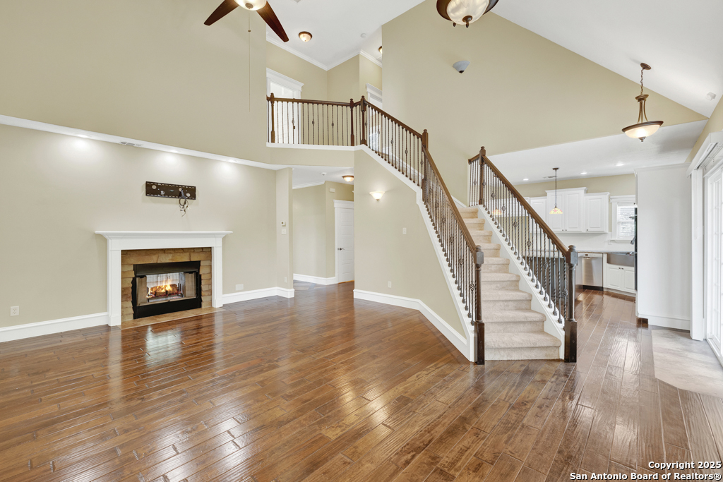 204 Falling Hills New Braunfels TX 78132