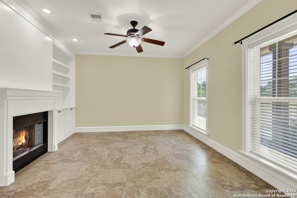 204 Falling Hills New Braunfels TX 78132